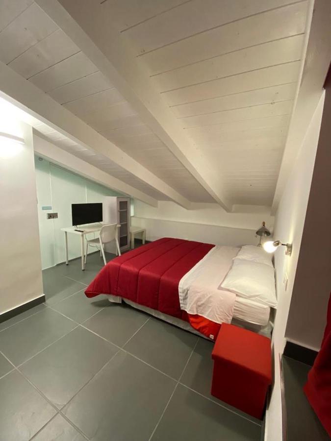 Le Stanze Dei Desideri Hotel Caserta Ngoại thất bức ảnh